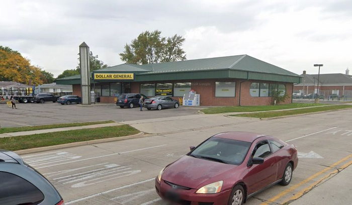 Family Video - Roseville - 18645 E 10 Mile Rd